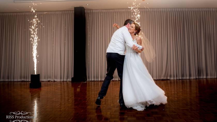 Moments of Pure Bliss: First Dance Wedding Photography
