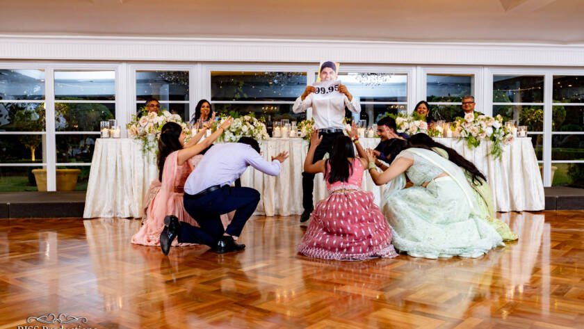 Centerpiece funny poses in Ceremony