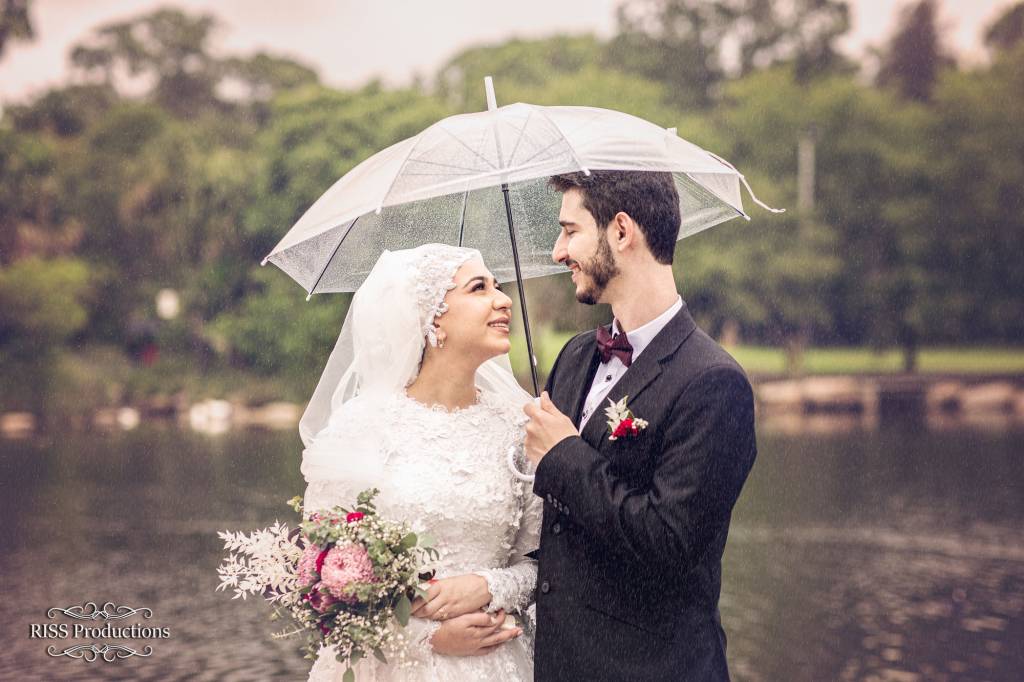 Light and airy wedding photography style