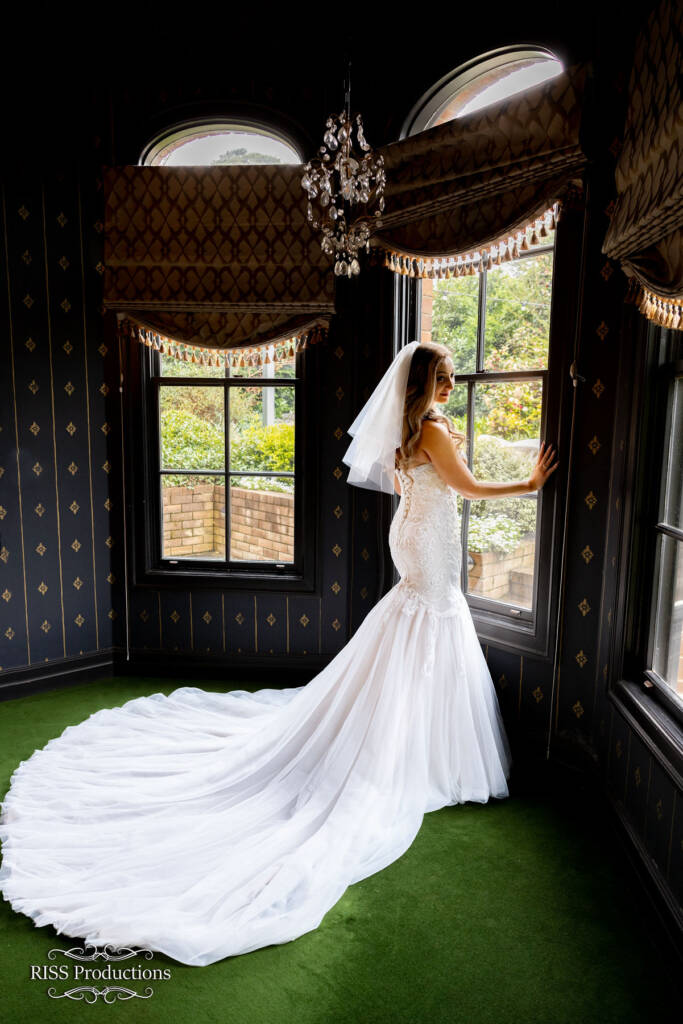The Majestic Debut of the Bride 