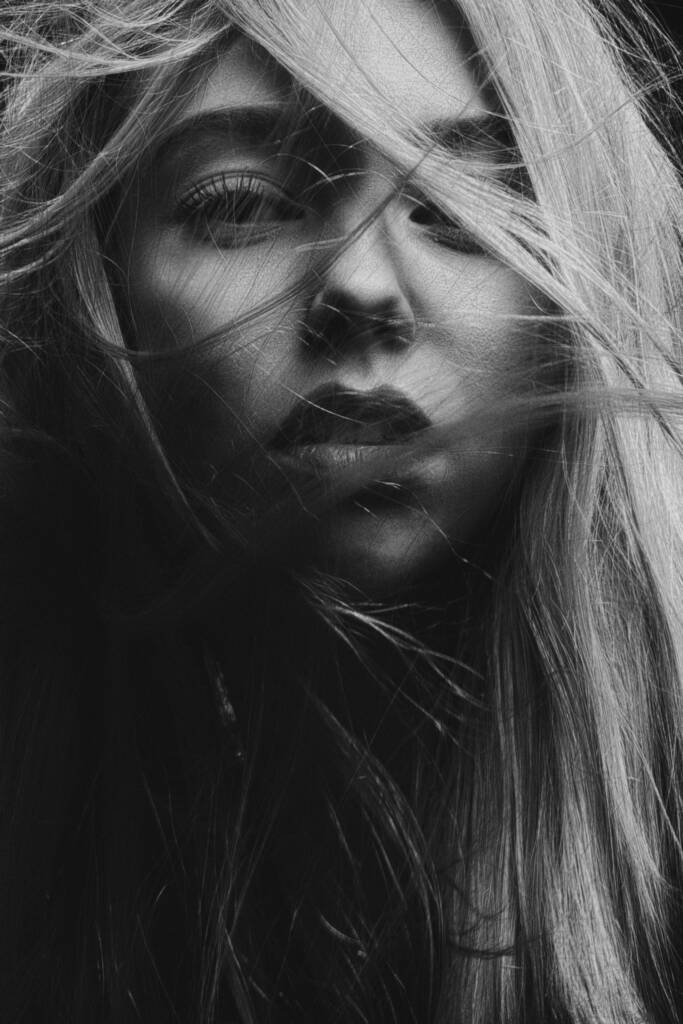 Black and White Portrait photography ideas