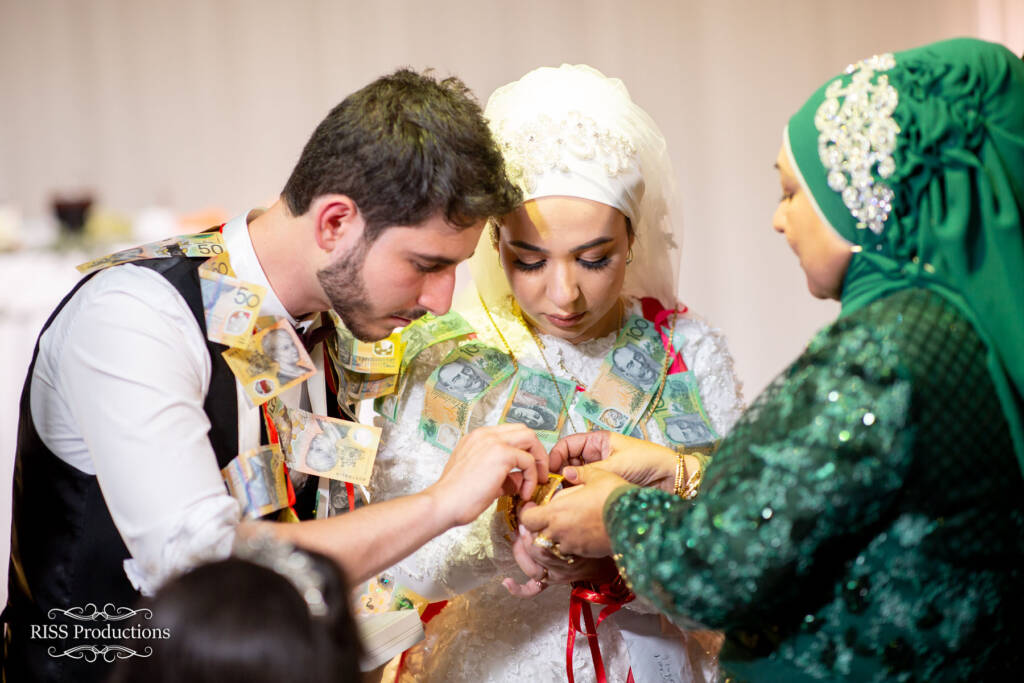 Muslim wedding tradition Mahr