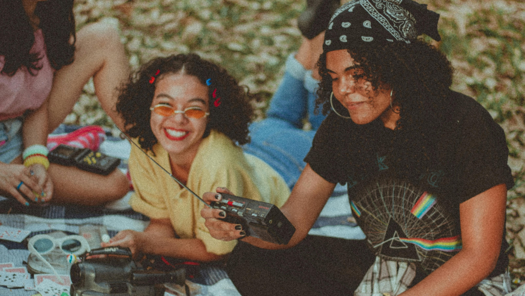 90s outfit ideas for family photoshoot