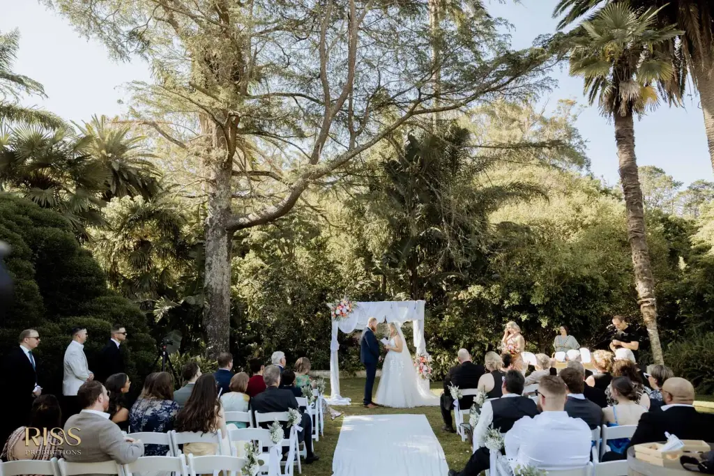 tamara-callan-linton-gardens-wedding