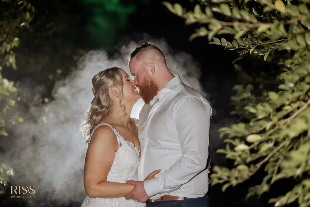 tamara-callan-linton-gardens-wedding