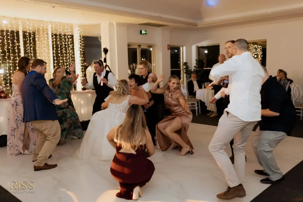 tamara-callan-linton-gardens-wedding