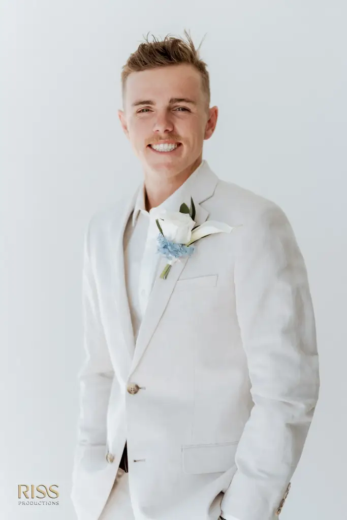 Casey-cameron-central-coast-soldiers-beach-wedding