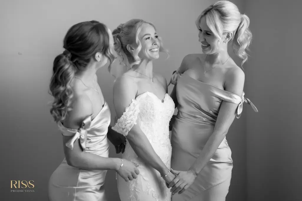 Casey-cameron-central-coast-soldiers-beach-wedding