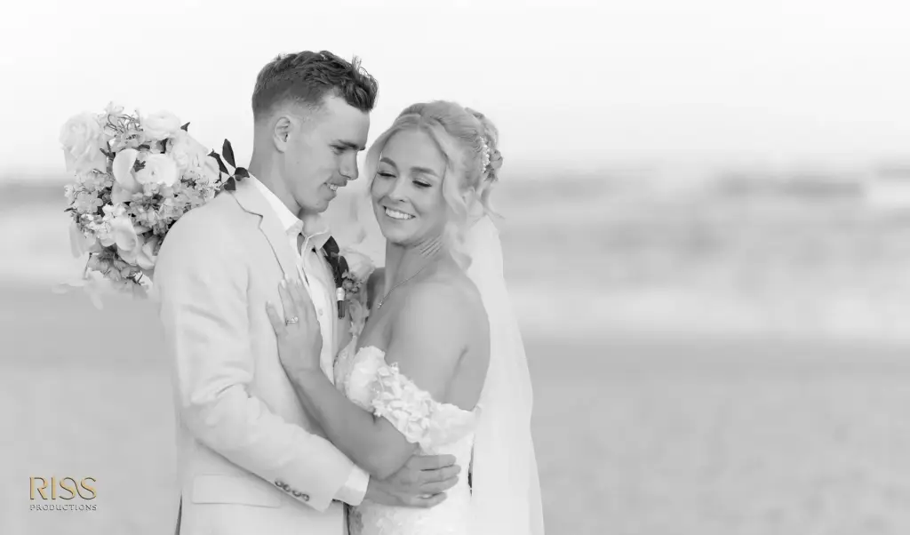 Casey-cameron-central-coast-soldiers-beach-wedding