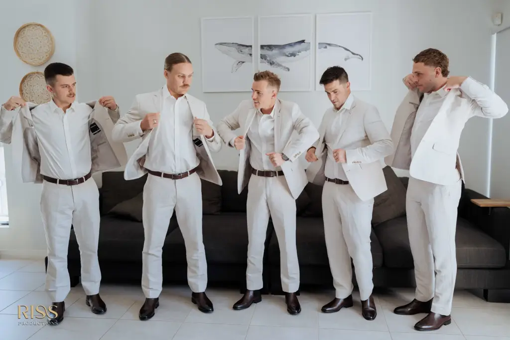 Casey-cameron-central-coast-soldiers-beach-wedding