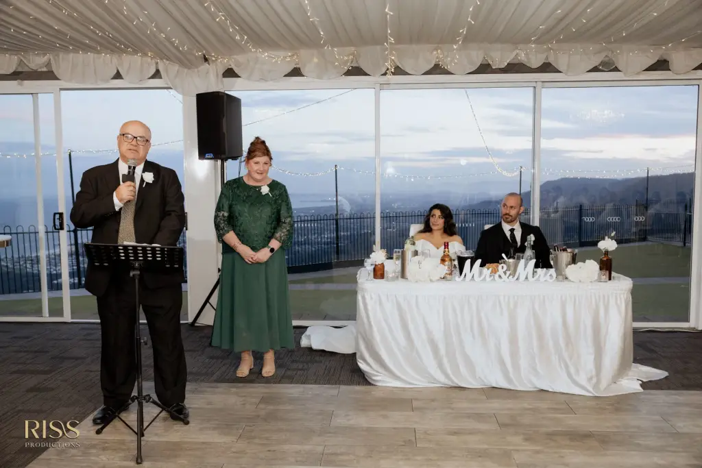 panorama-house-wedding-tania-andrew