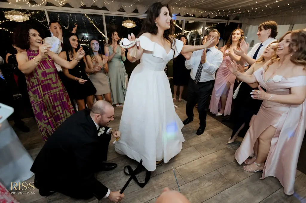 panorama-house-wedding-tania-andrew