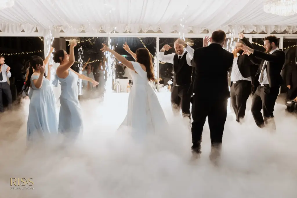 panorama-house-wedding-tania-andrew