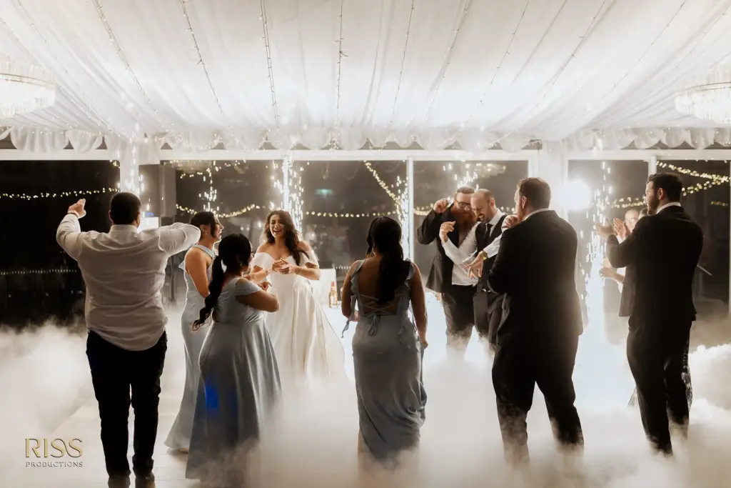 panorama-house-wedding-tania-andrew