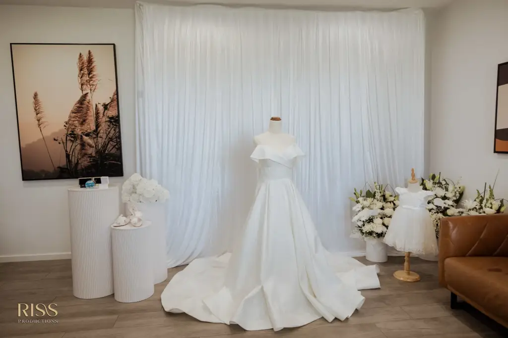 panorama-house-wedding-tania-andrew