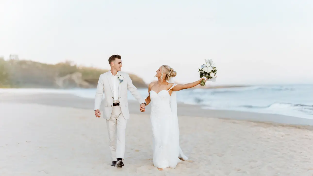 Casey-Cameron-central coast-soldiers-beach-Wedding