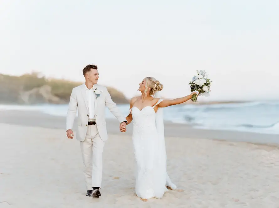 Casey-Cameron-central coast-soldiers-beach-Wedding
