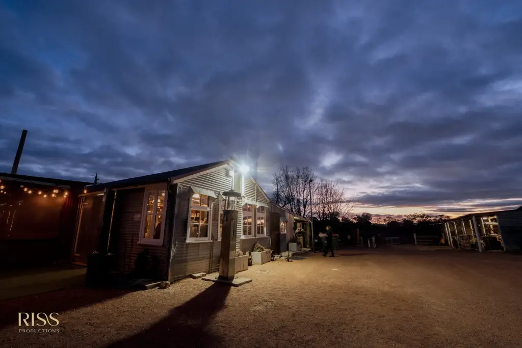 phebe-artyom-canberra-homestead-wedding