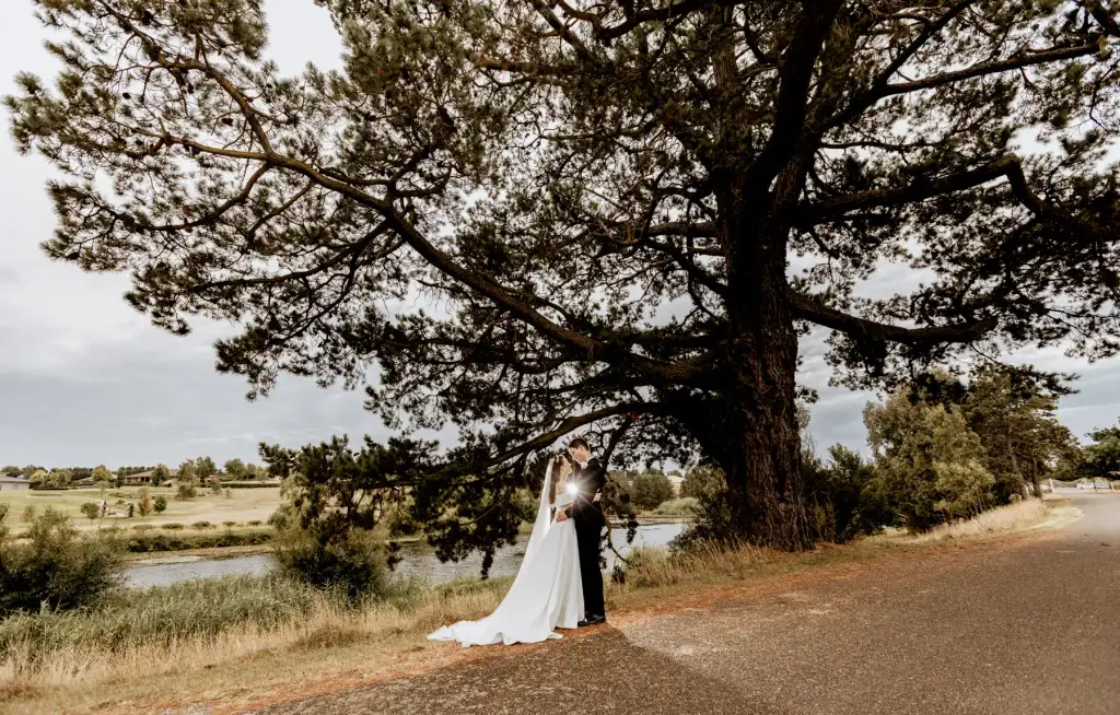 goulburn-wedding-grace-judah-riss-productions