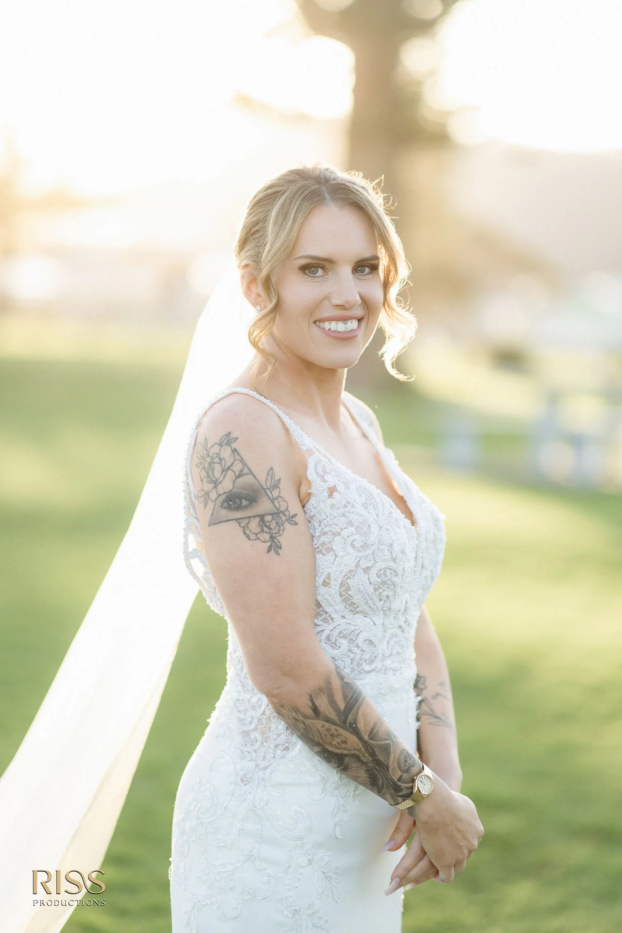 Jessica bridal portrait in golden light at Panorama House