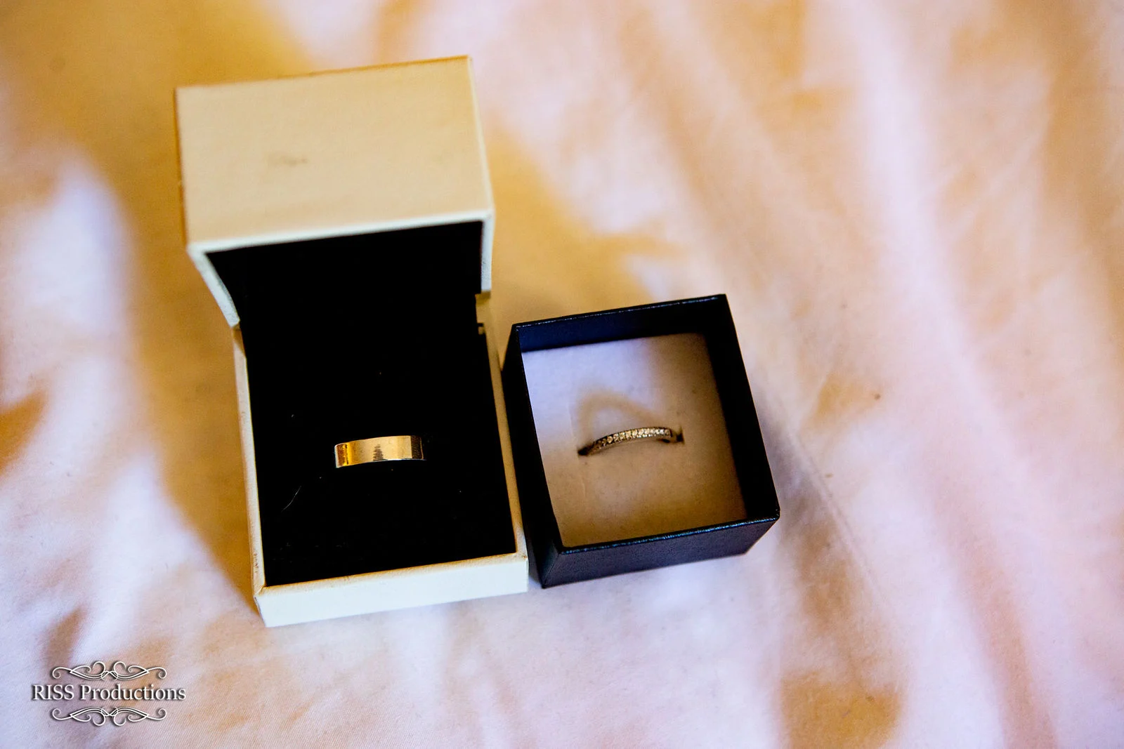 Wedding rings in their boxes on the morning of a Blue Mountains wedding