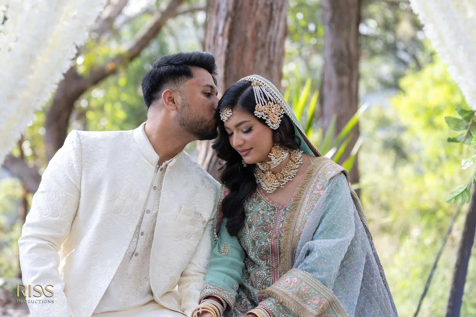 Fahim and Sara relaxed couple portrait at Glenworth Valley